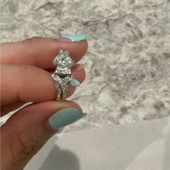 Diamond beautiful ring!💍 - Picture 5 of 7